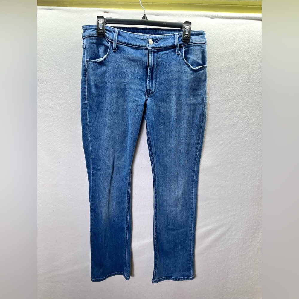 Old Navy Mid Rise Wow Bootcut Jeans Womens 12 Blue Denim Stretch Pants‎ 2459